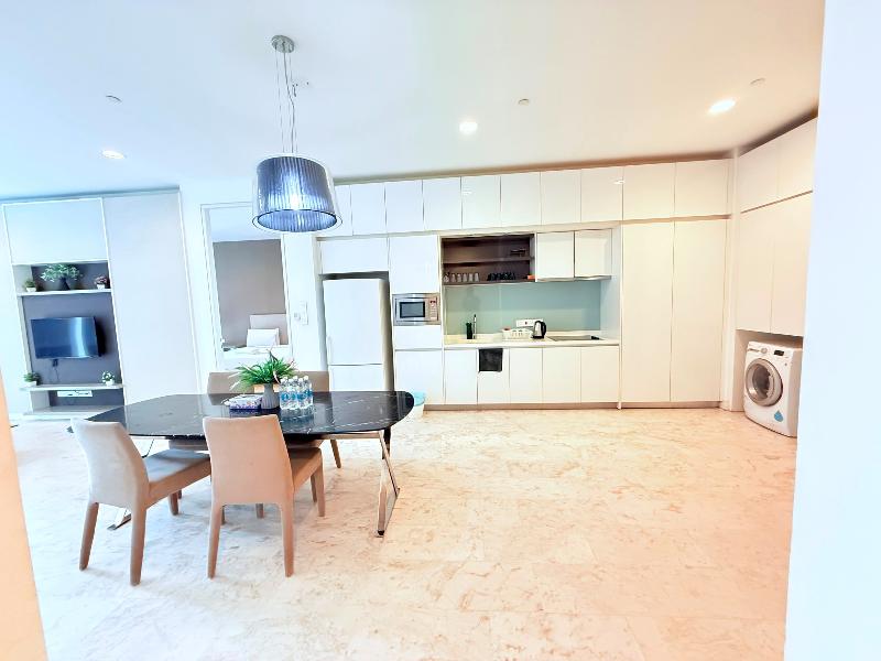 The Platinum Suites Klcc By Moonlight image