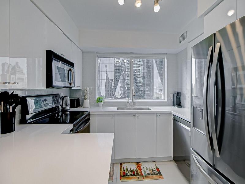 Yonge Street Downtown Toronto Condos image