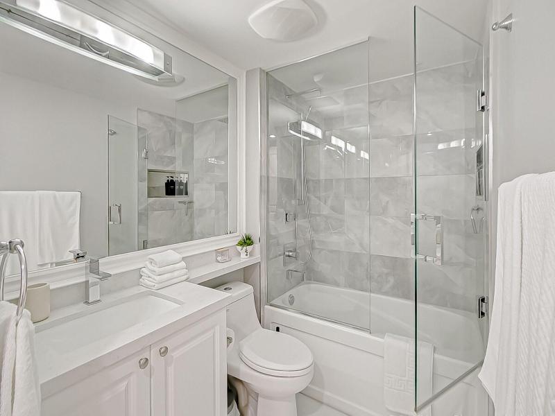 Yonge Street Downtown Toronto Condos image