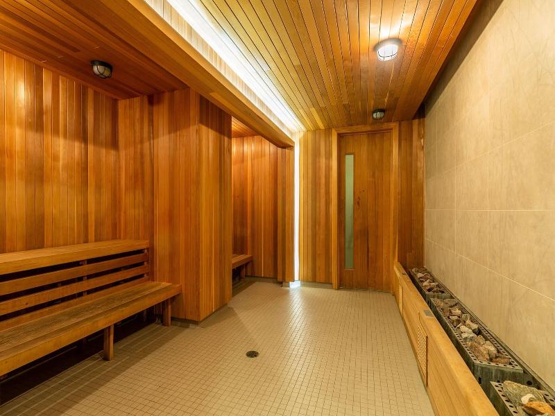Beautiful Condos In The Heart Of Downtown — photo 20