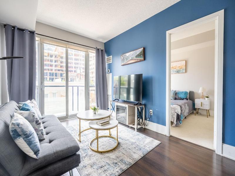 Beautiful Condos In The Heart Of Downtown — photo 12