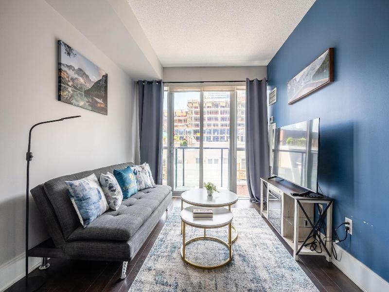 Beautiful Condos In The Heart Of Downtown — photo 9