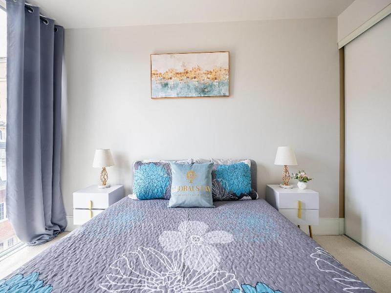 Beautiful Condos In The Heart Of Downtown — photo 39