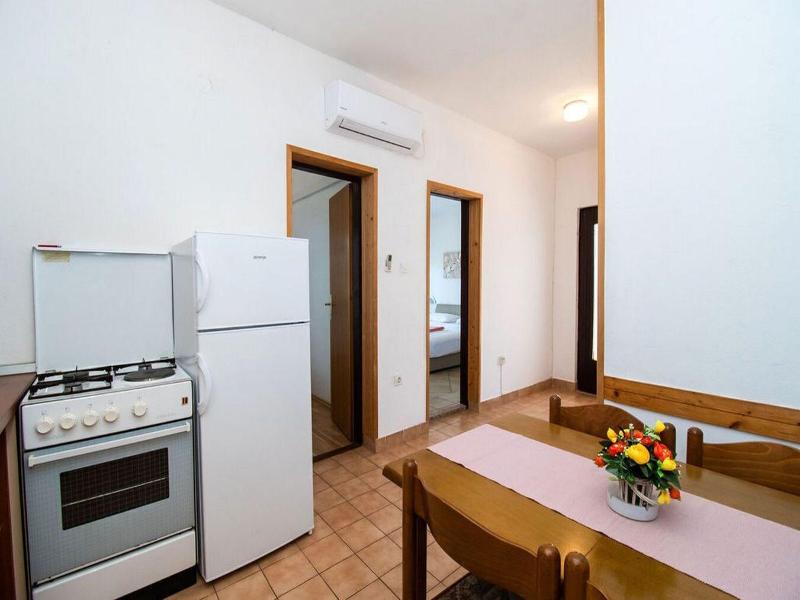 Apartments Crljenko image