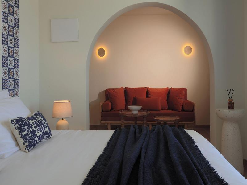 White Pearl Laokasti Suites — photo 54