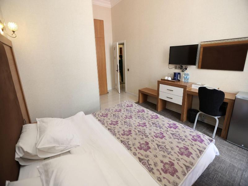 Cosy Hotel Baku image