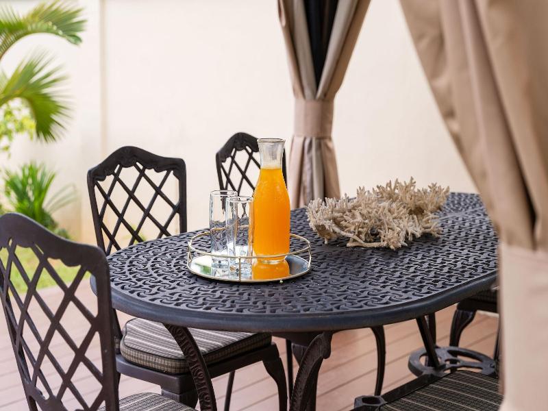 Creole Breeze Self Catering Apartments image