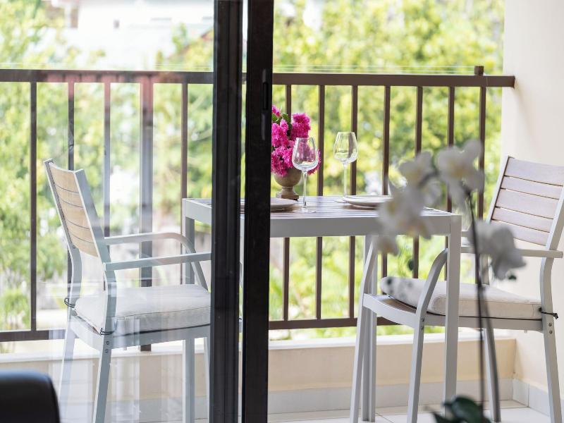Creole Breeze Self Catering Apartments image
