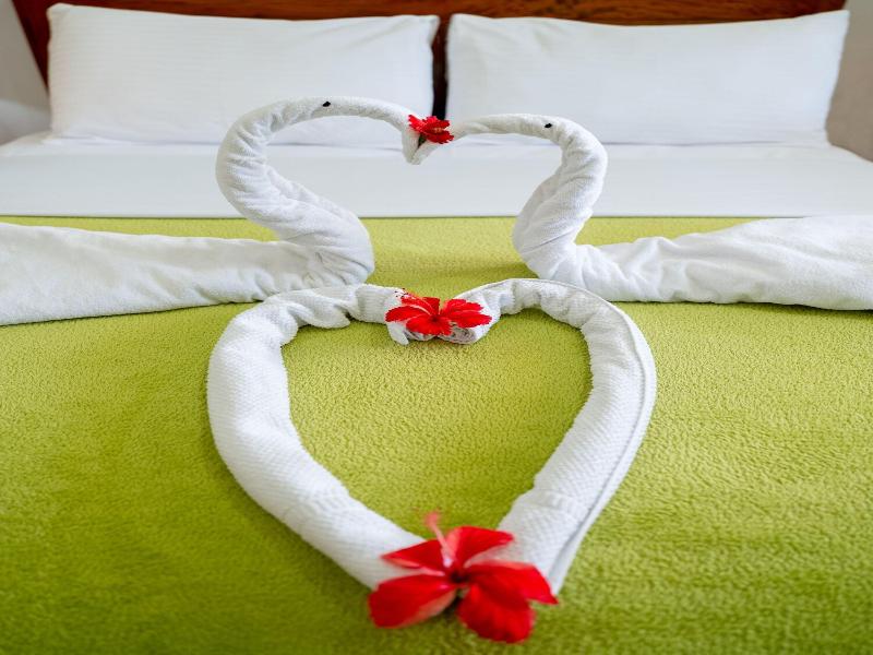 Creole Breeze Self Catering Apartments image