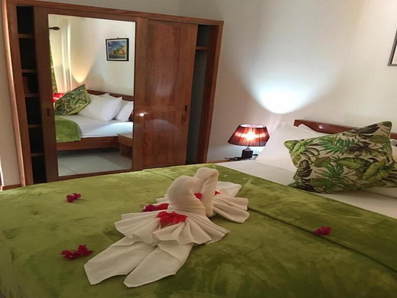 Creole Breeze Self Catering Apartments image