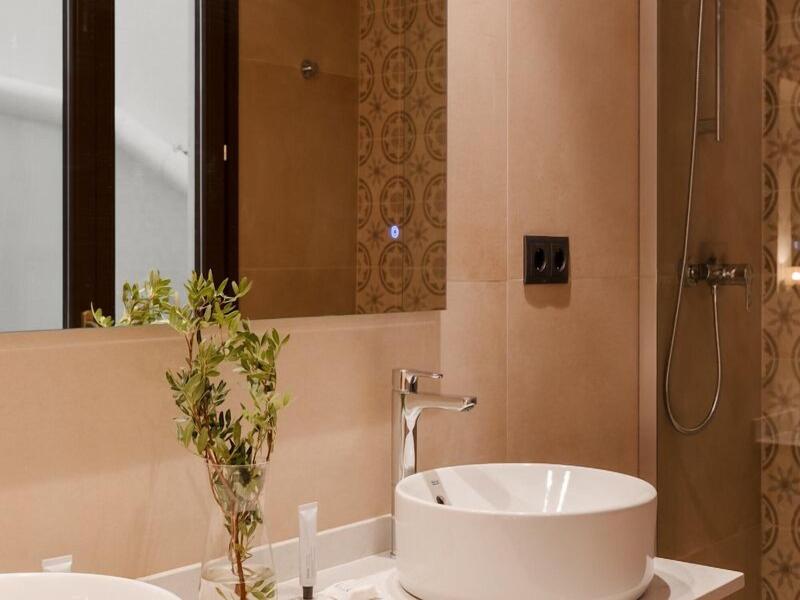 Hamsa House image