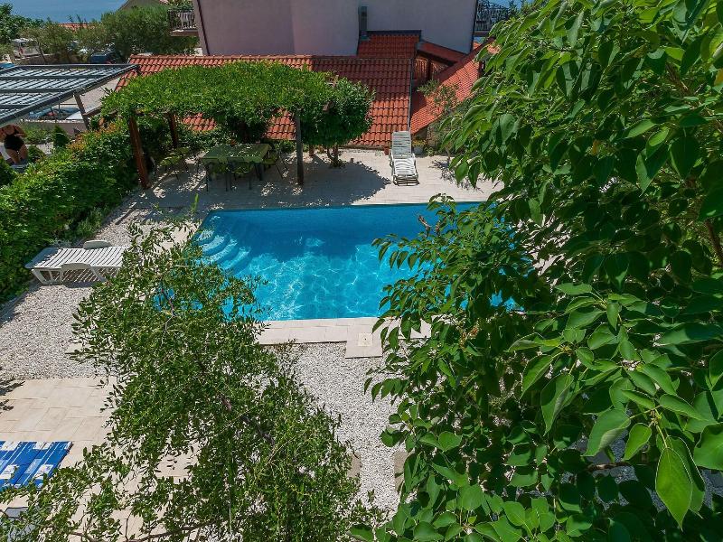 Apartments Ljiljana image