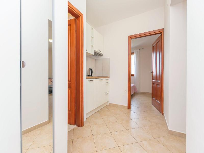 Apartments Ljiljana image