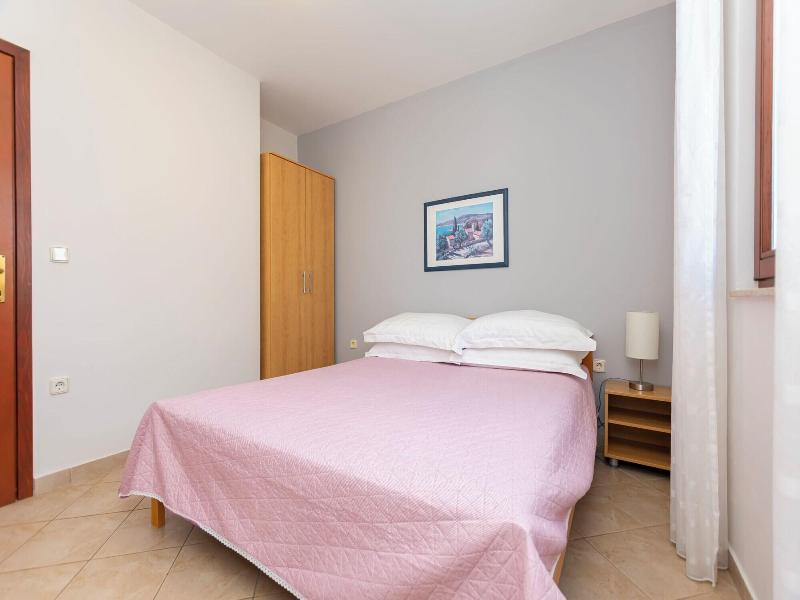 Apartments Ljiljana image