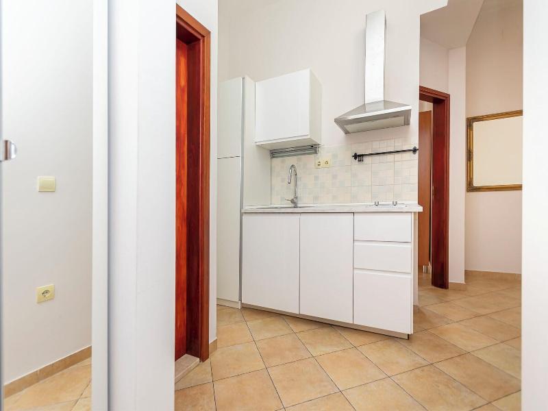 Apartments Ljiljana image