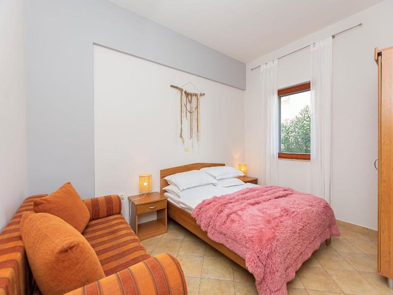 Apartments Ljiljana image