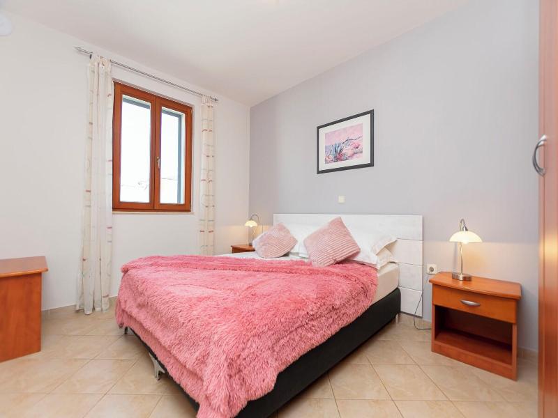 Apartments Ljiljana image