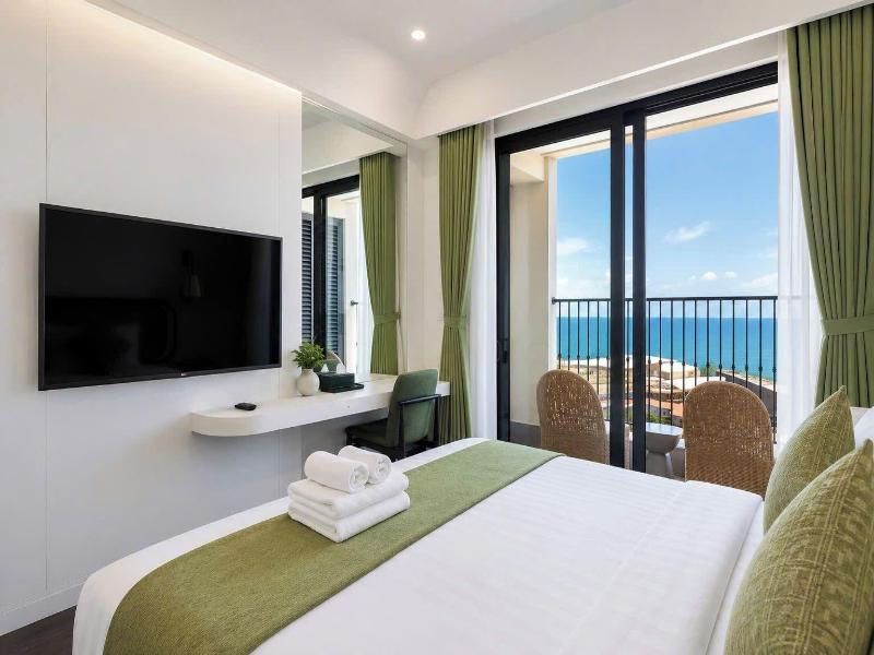 The Hill Apartment Phu Quoc Firework image