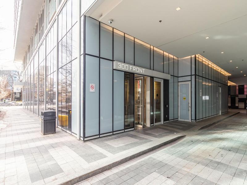 Modern Downtown Apartments — photo 145