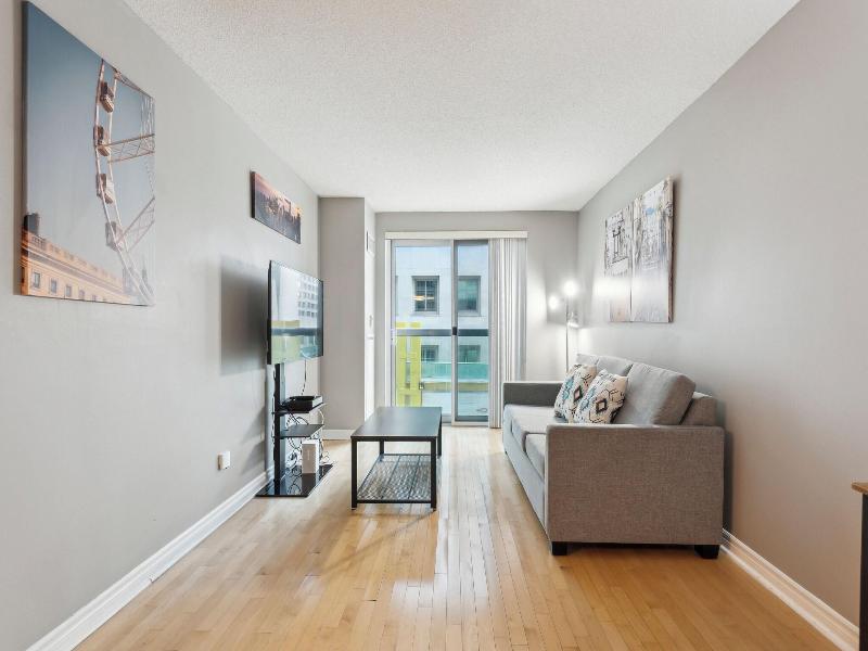Modern Downtown Apartments — photo 146