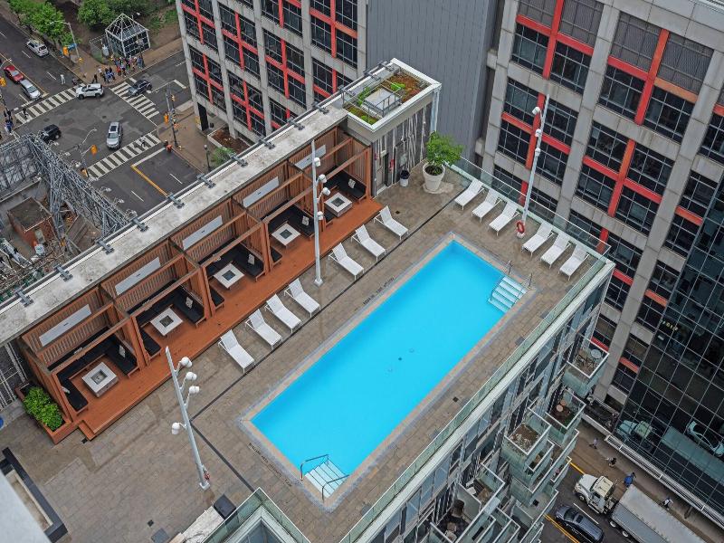 Modern Downtown Apartments — photo 108