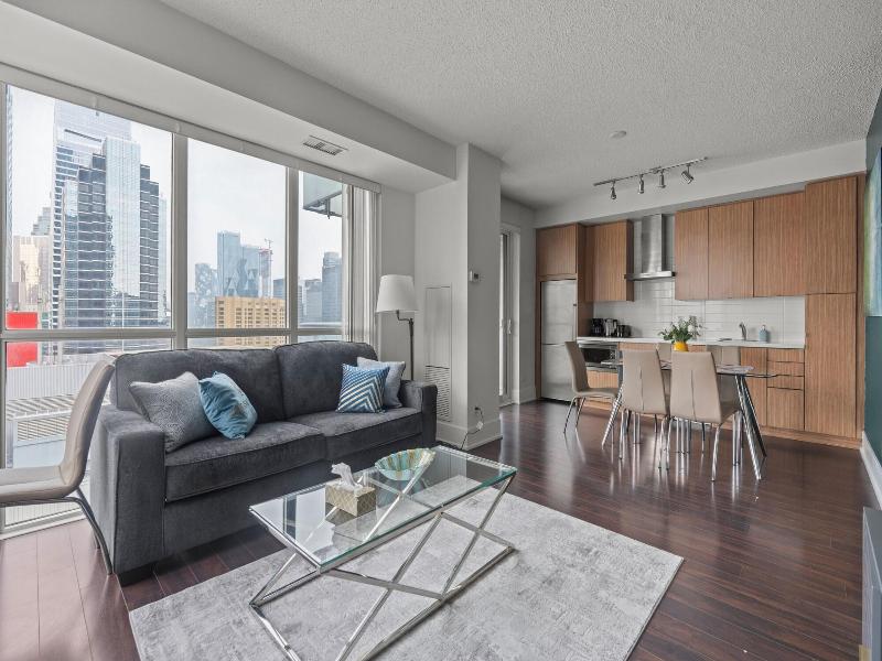 Modern Downtown Apartments — photo 127