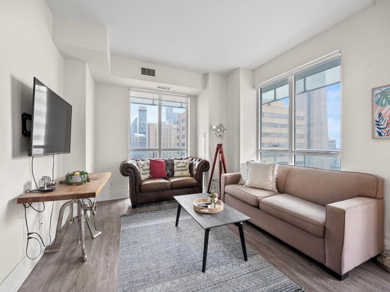 Modern Downtown Apartments — photo 158