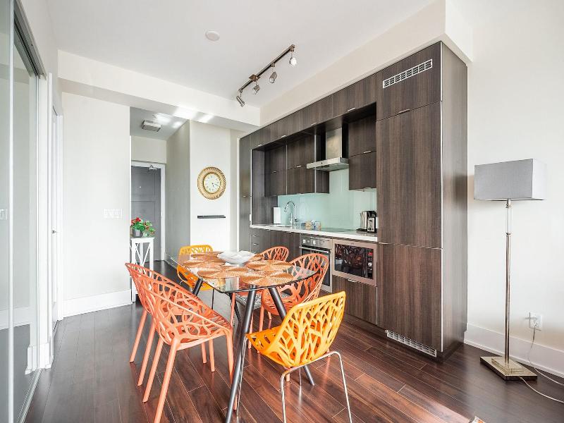 Modern Downtown Apartments — photo 153