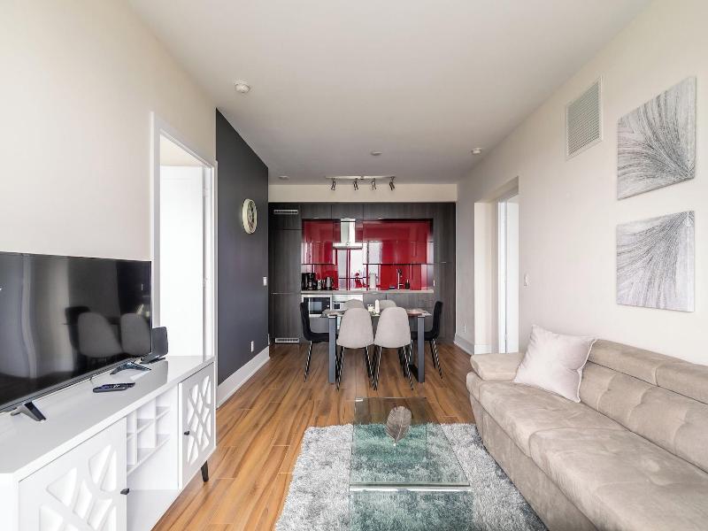 Modern Downtown Apartments — photo 21