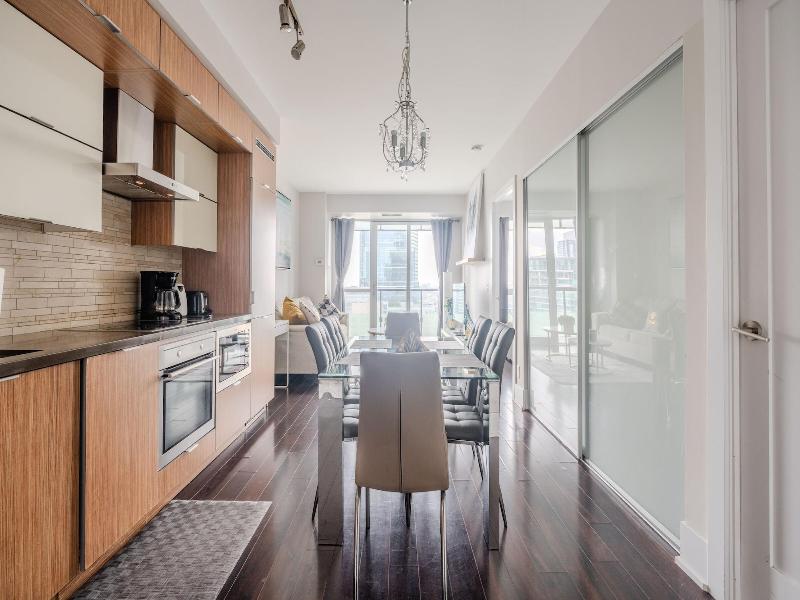 Modern Downtown Apartments — photo 88