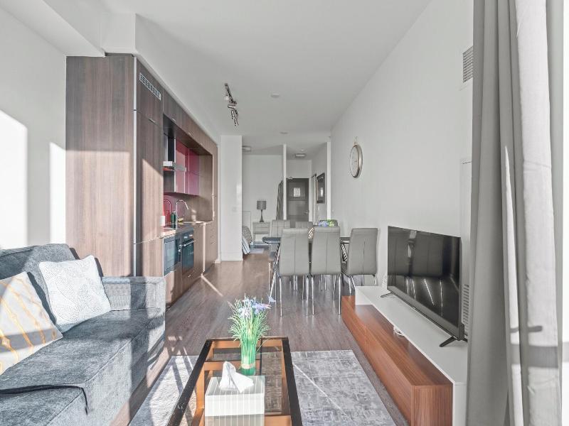 Modern Downtown Apartments — photo 208