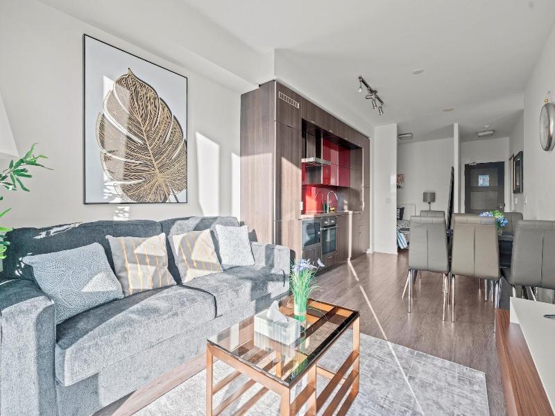 Modern Downtown Apartments — photo 202