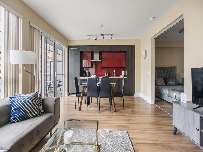 Modern Downtown Apartments — photo 80