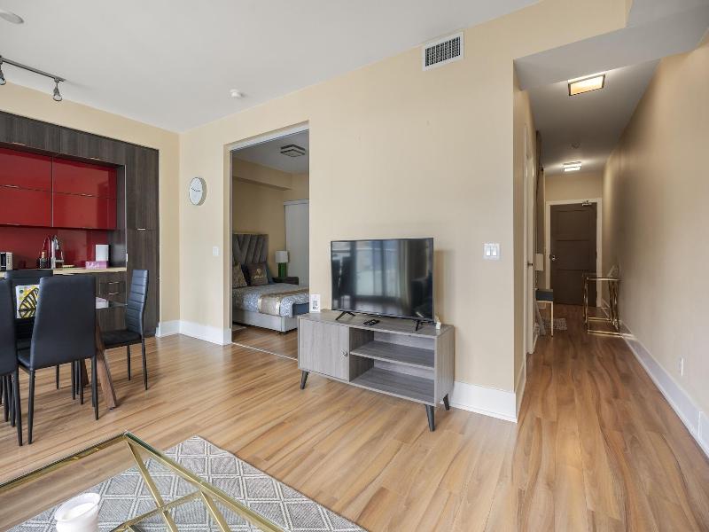 Modern Downtown Apartments — photo 83