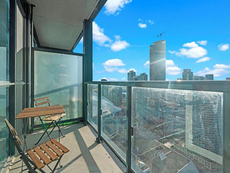 Modern Downtown Apartments — photo 56