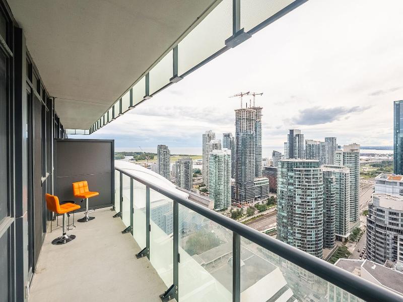 Modern Downtown Apartments — photo 70