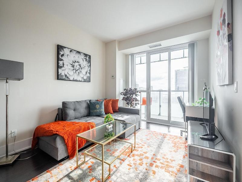 Modern Downtown Apartments — photo 151