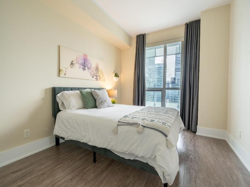 Modern Downtown Apartments — photo 246
