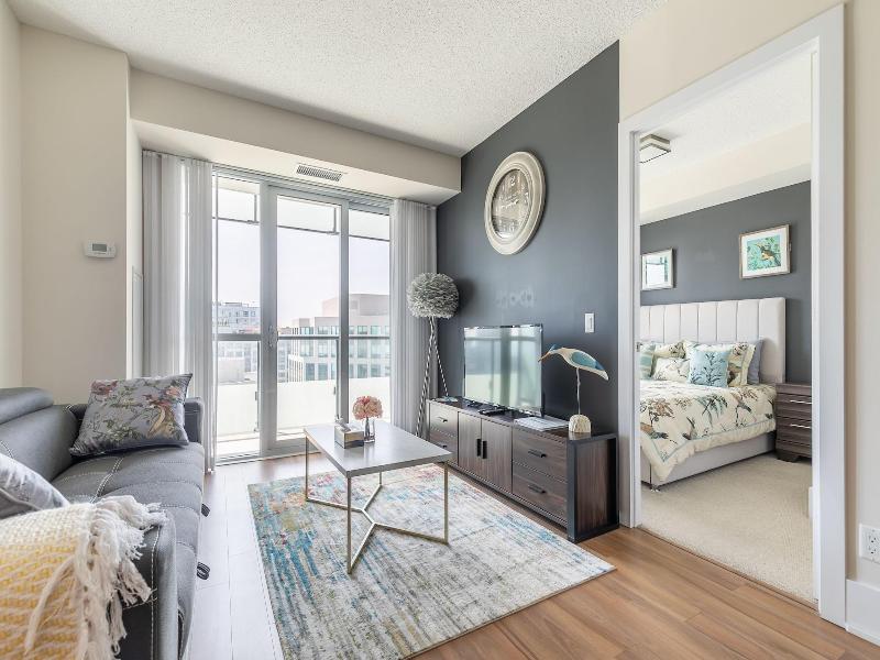 Modern Downtown Apartments — photo 78