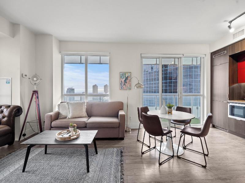 Modern Downtown Apartments — photo 51
