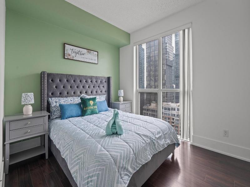Modern Downtown Apartments — photo 48
