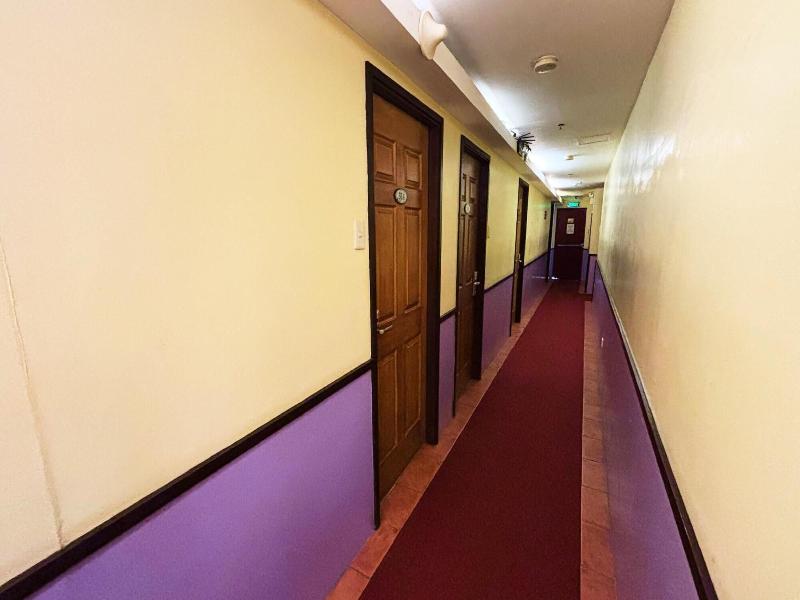 Comfy Inn Mabini Manila image