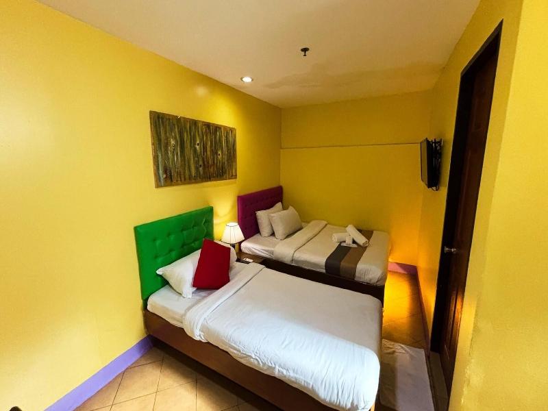 Comfy Inn Mabini Manila image