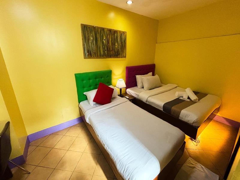 Comfy Inn Mabini Manila image