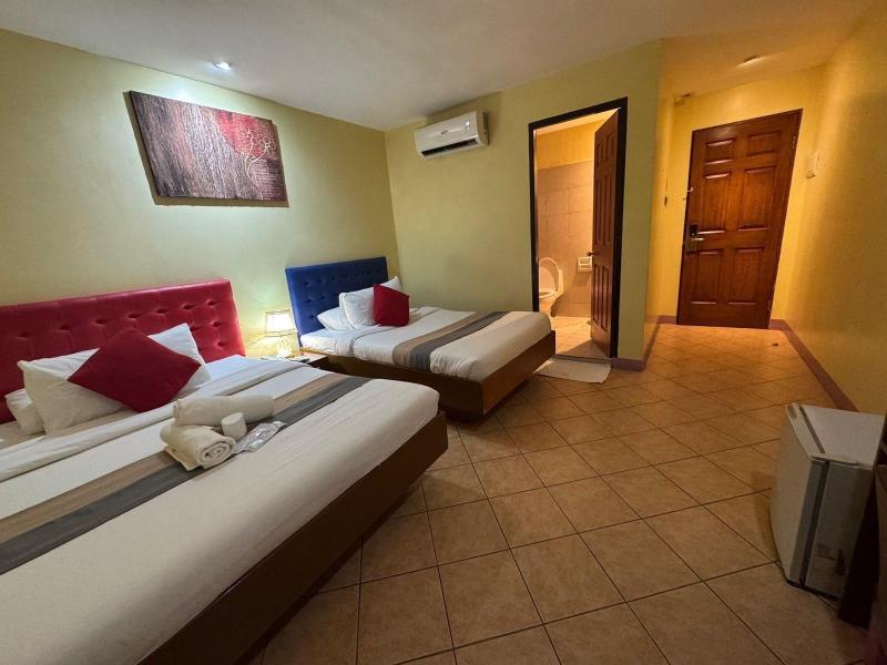 Comfy Inn Mabini Manila image