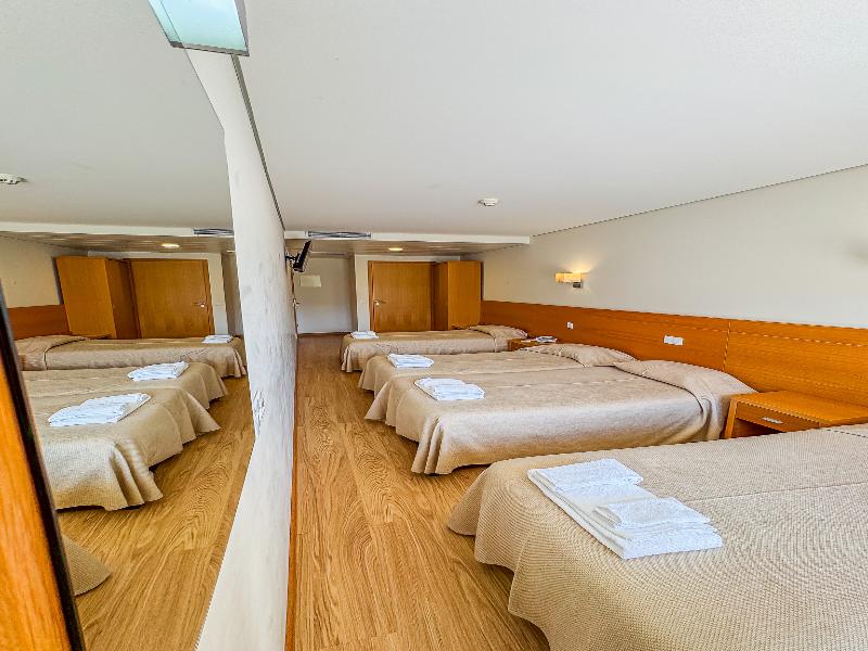 Hotel 13 de Outubro By Umbral image