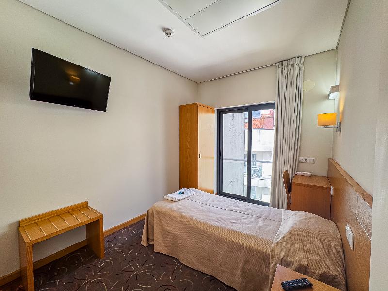 Hotel 13 de Outubro By Umbral image