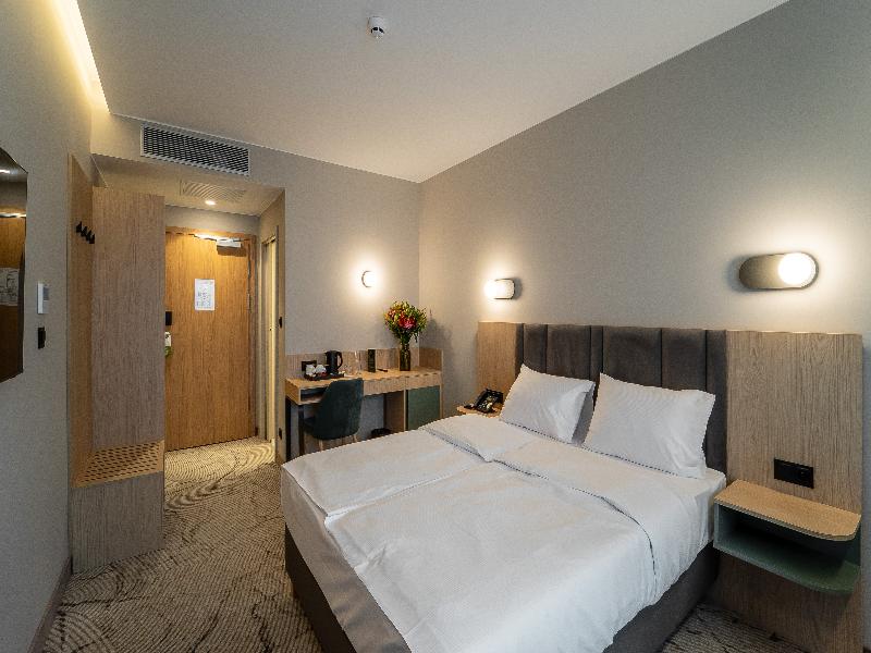 Tower Hotel Wrocław image