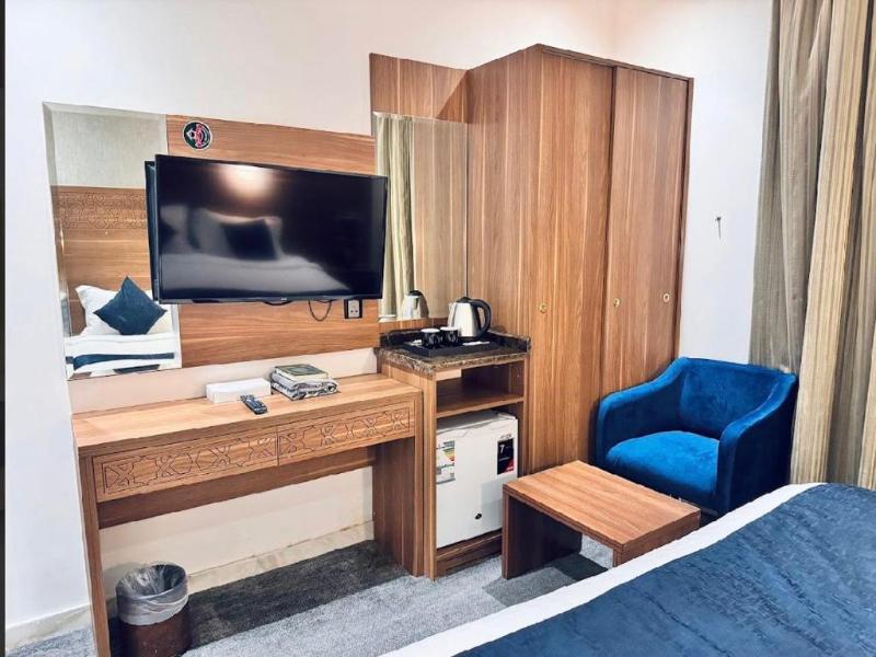 Rowaa Al Azizia Hotel — view