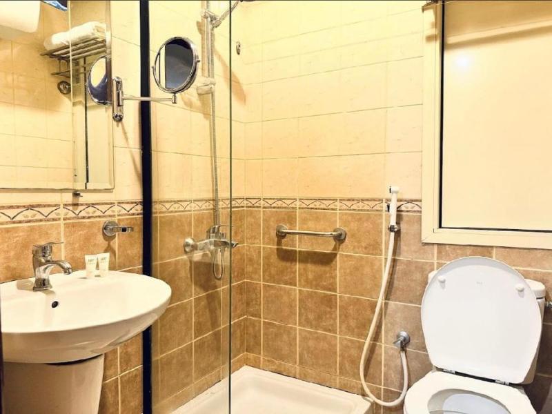 Rowaa Makarem Hotel — view